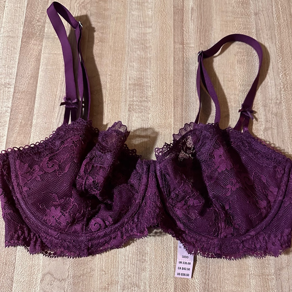 Brand New Victoria Secret Bra